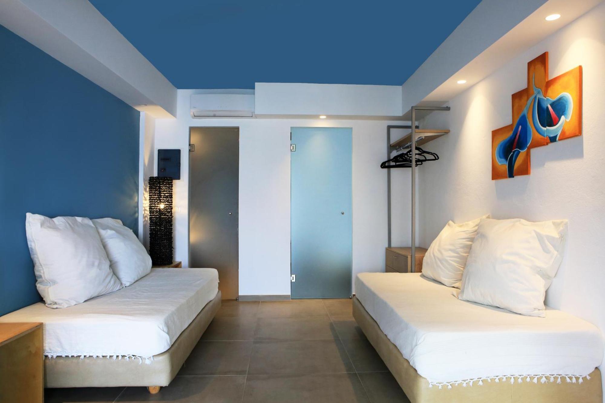 خيرسونِسوس Mika Villas & Suites الغرفة الصورة