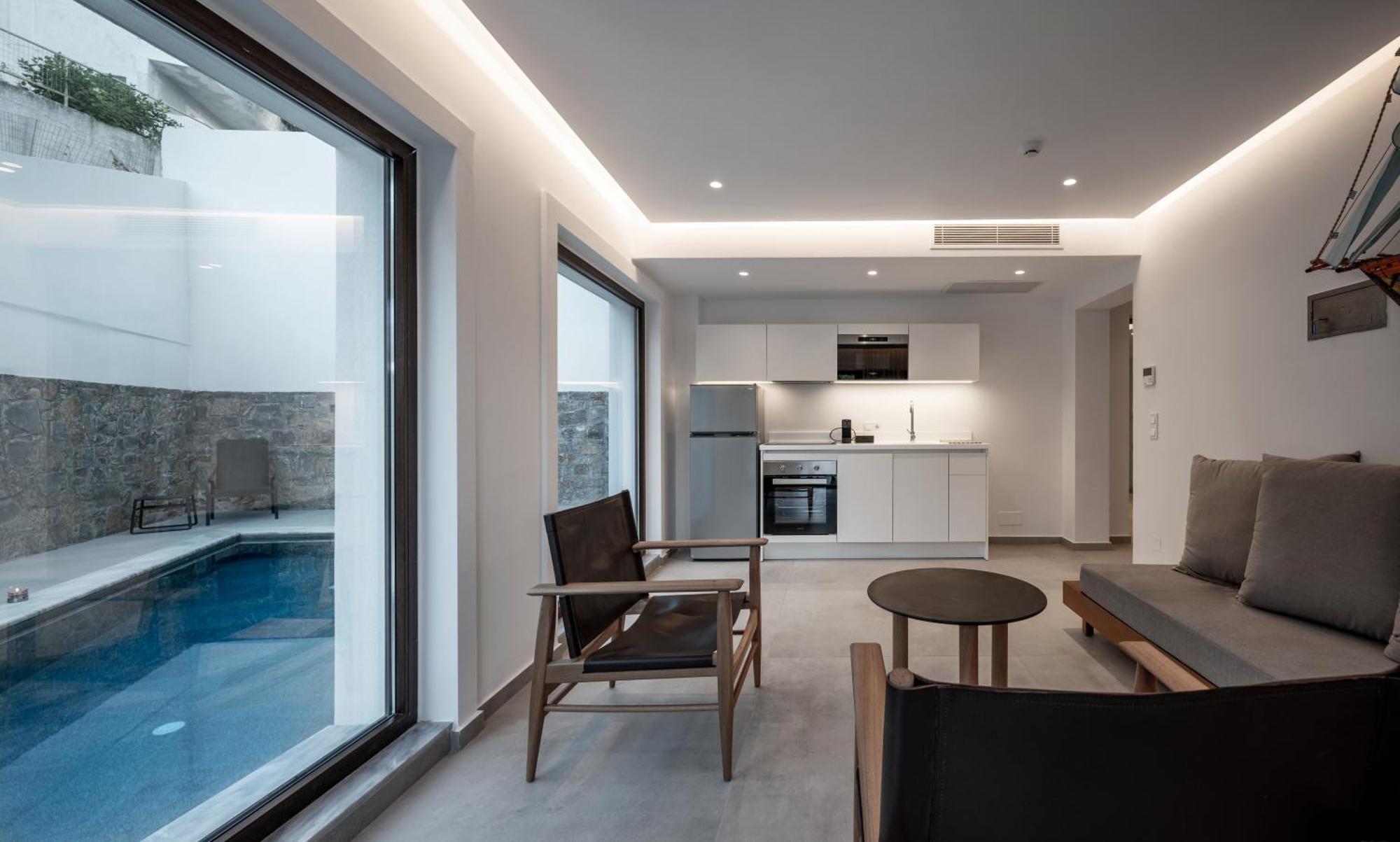 خيرسونِسوس Mika Villas & Suites الغرفة الصورة